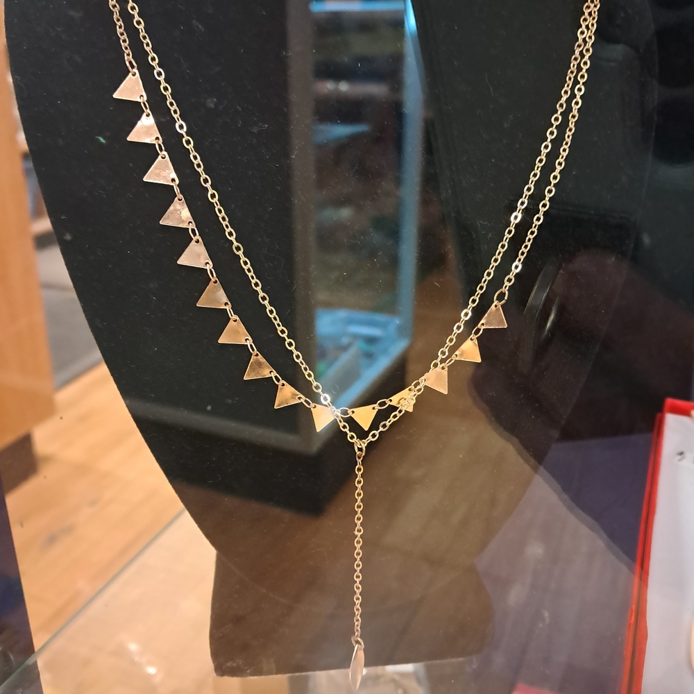 Elegant Gold Layered Necklace with Triangle Accents